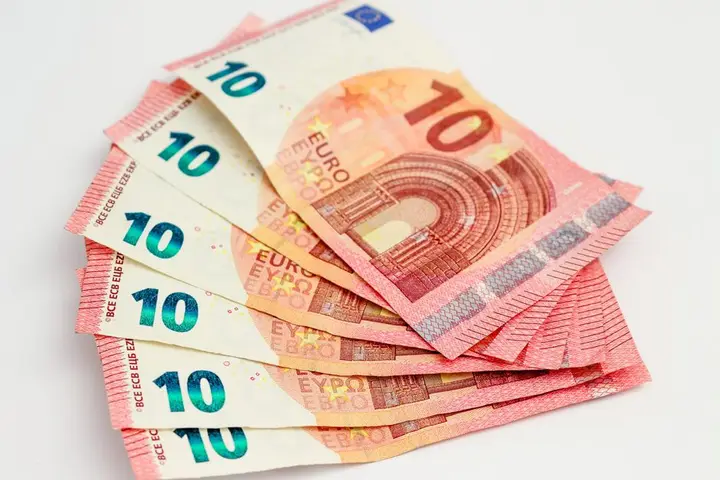 Mis on cashback boonus ja kuidas rahatagastus kasiinos töötab?